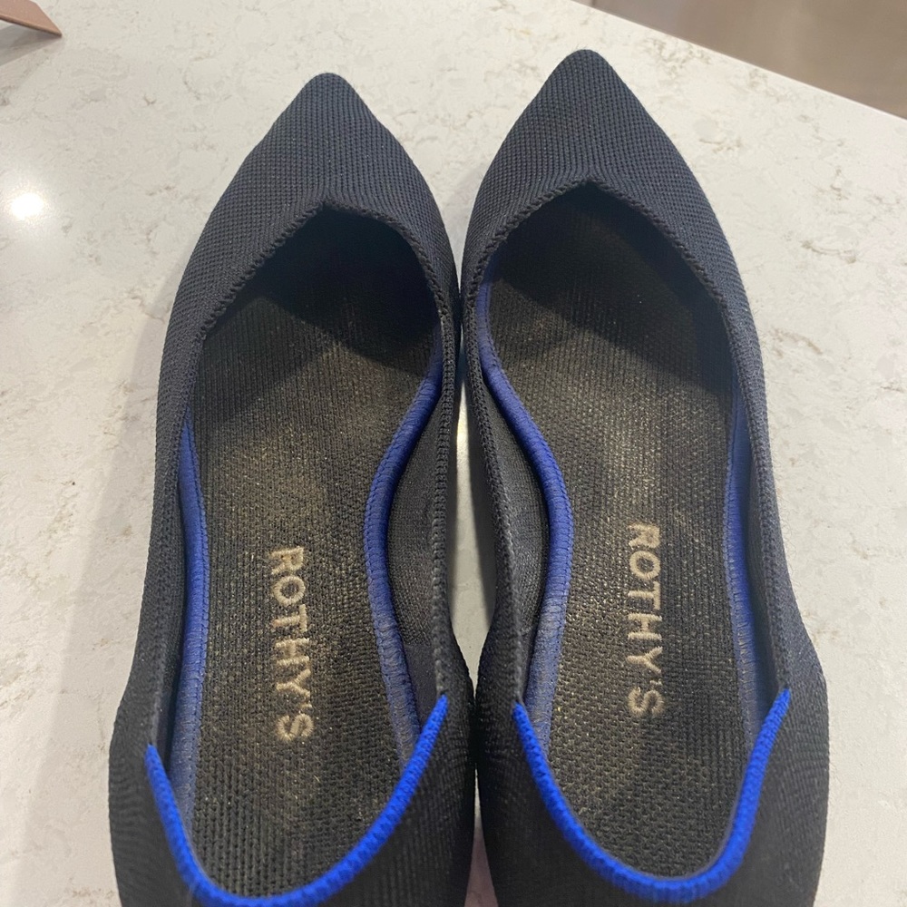 Rothy's black point flats